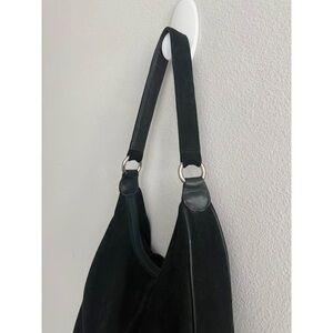 Elegant Black Shoulder Bag